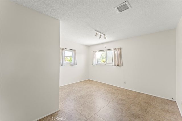 11724 Hollyview, La Mirada, CA 90638