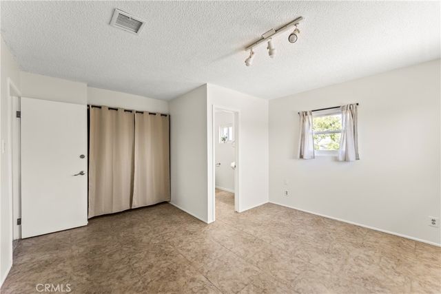 11724 Hollyview, La Mirada, CA 90638
