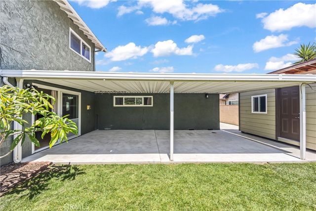 11724 Hollyview, La Mirada, CA 90638