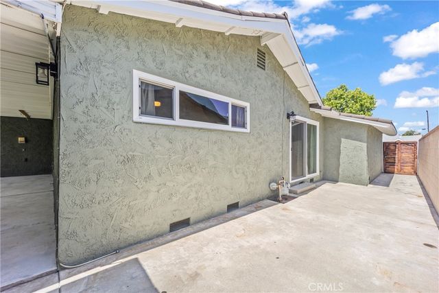 11724 Hollyview, La Mirada, CA 90638