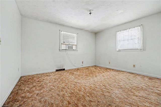 3369 Frye Bridge Road, Clemmons, NC 27012