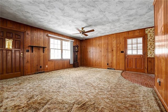 3369 Frye Bridge Road, Clemmons, NC 27012