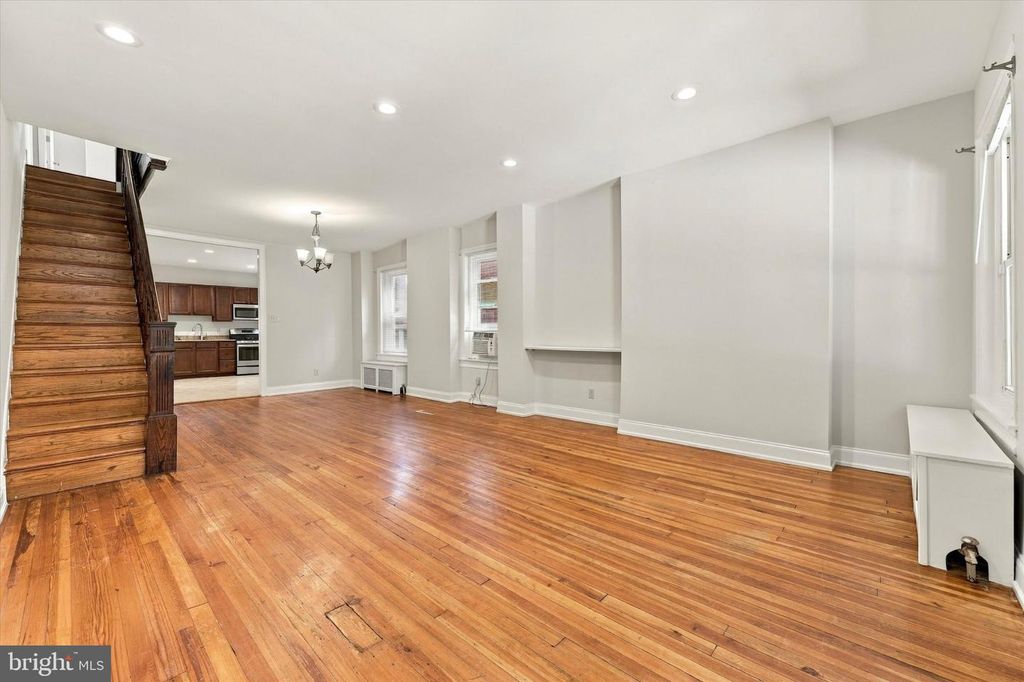 514 MILL ST, BRIDGEPORT, PA 19405 — photo 2