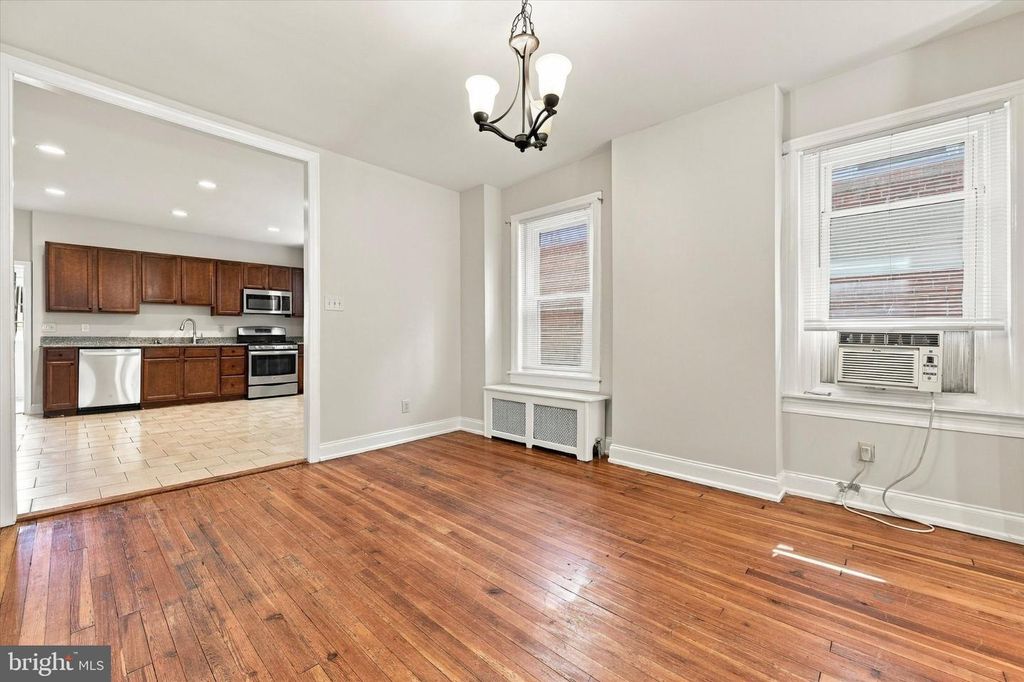 514 MILL ST, BRIDGEPORT, PA 19405 — photo 5