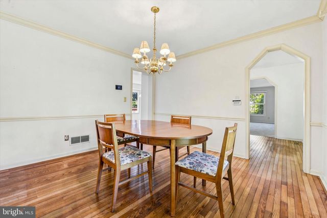 100 NOBLE DR, Downingtown, PA 19335