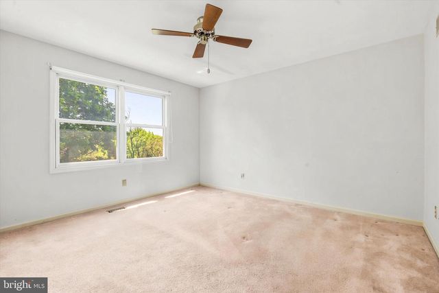 100 NOBLE DR, Downingtown, PA 19335