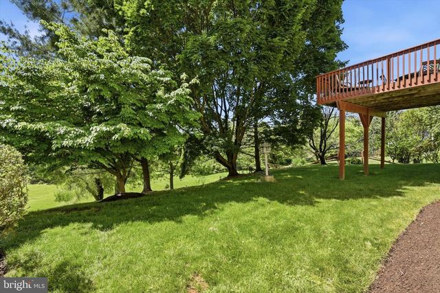 100 NOBLE DR, Downingtown, PA 19335