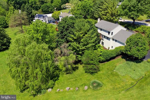 100 NOBLE DR, Downingtown, PA 19335