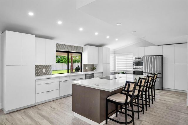 18235 104th Terrace S, Boca Raton, FL 33498