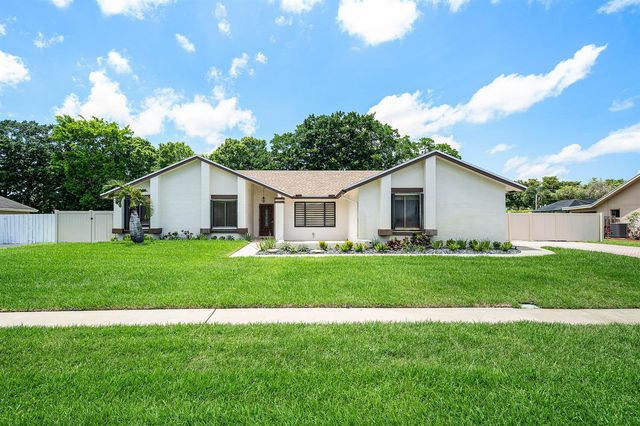 18235 104th Terrace S, Boca Raton, FL 33498