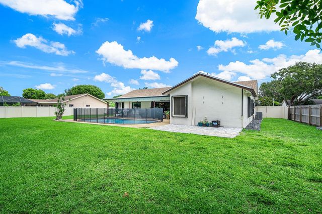 18235 104th Terrace S, Boca Raton, FL 33498