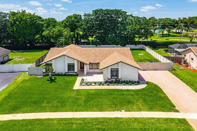 18235 104th Terrace S, Boca Raton, FL 33498