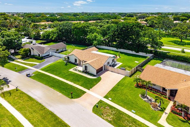 18235 104th Terrace S, Boca Raton, FL 33498