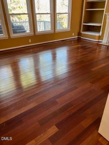 105 Holmhurst Court, Cary, NC 27519