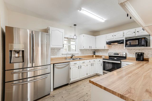 1949 Creek Mountain, San Antonio, TX 78259