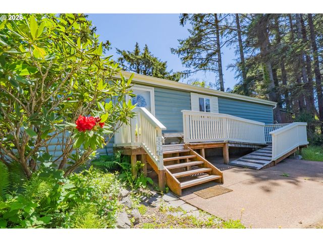 1232 Se 2ND Ct, Lincoln City, OR 97367