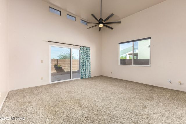 8119 N Peppersauce Drive, Tucson, AZ 85704