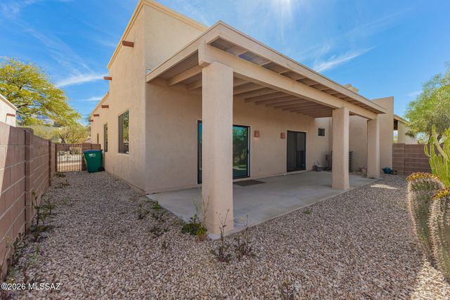 8119 N Peppersauce Drive, Tucson, AZ 85704