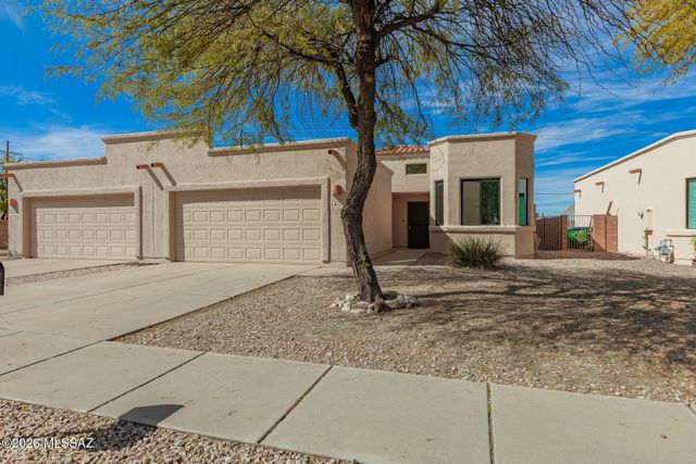 8119 N Peppersauce Drive, Tucson, AZ 85704