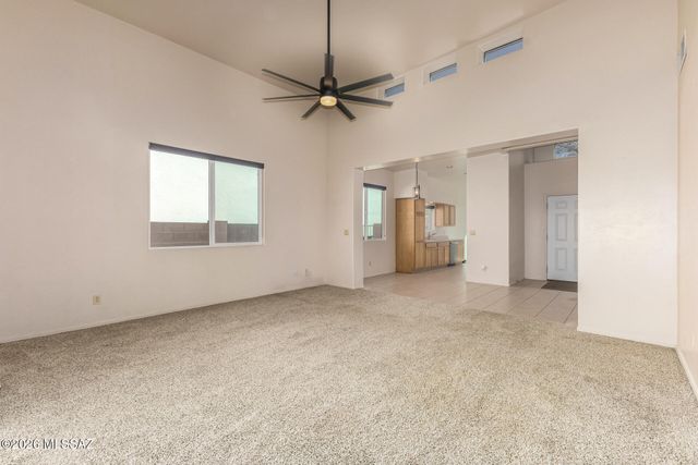 8119 N Peppersauce Drive, Tucson, AZ 85704