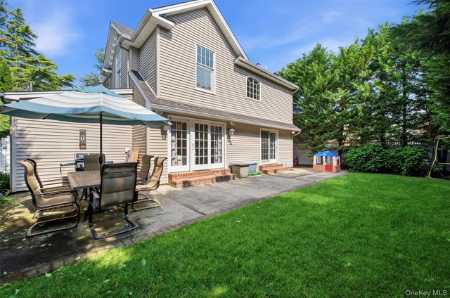 1273 Lake Shore Drive, Massapequa Park, NY 11762
