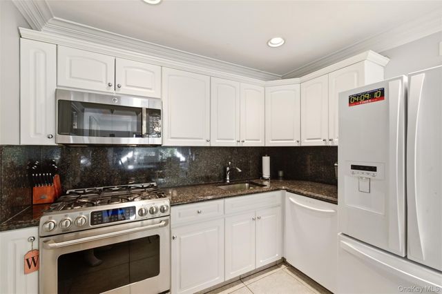 1273 Lake Shore Drive, Massapequa Park, NY 11762