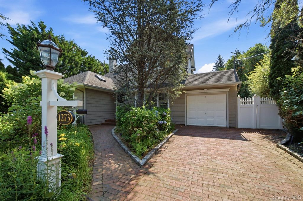 1273 Lake Shore Drive, Massapequa Park, NY 11762