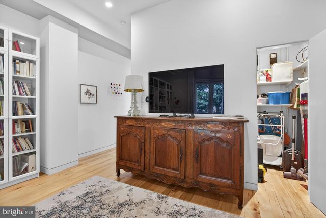 608 S 16TH ST, Philadelphia, PA 19146