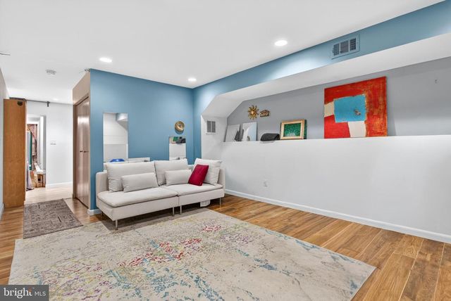 608 S 16TH ST, Philadelphia, PA 19146