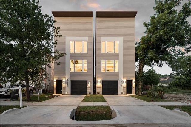 2216 Bringhurst Street, Houston, TX 77026