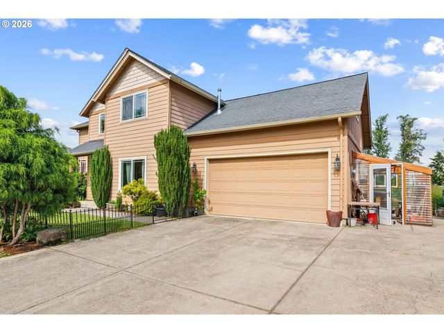 2264 BLUE HERON Ln, Eugene, OR 97402