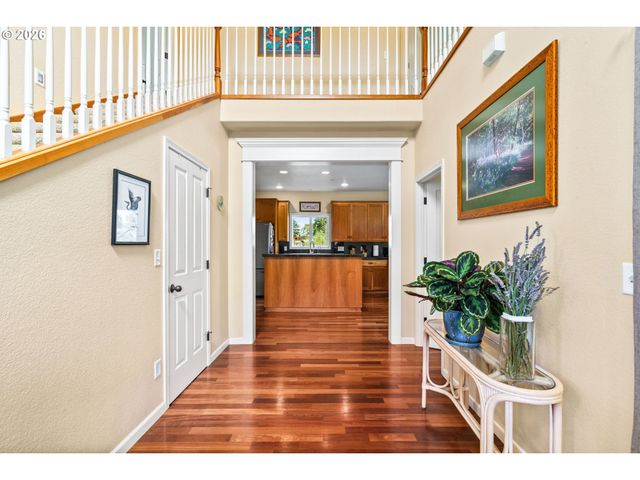 2264 BLUE HERON Ln, Eugene, OR 97402
