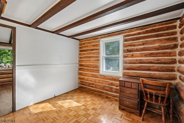 107 Glenside Trl, Byram Twp., NJ 07871