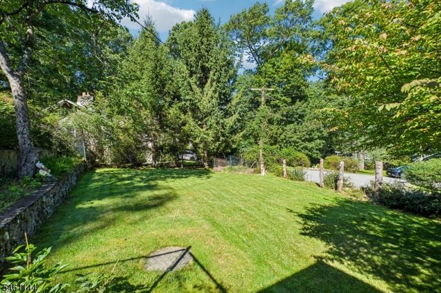 107 Glenside Trl, Byram Twp., NJ 07871