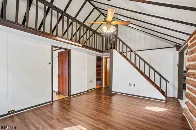 107 Glenside Trl, Byram Twp., NJ 07871