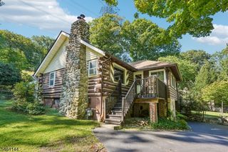 107 Glenside Trl, Byram Twp., NJ 07871
