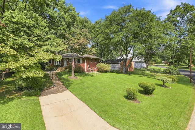 9216 BRIAN DR, Vienna, VA 22180