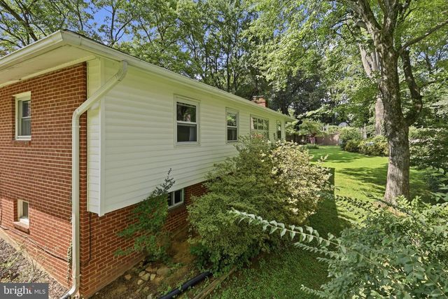 9216 BRIAN DR, Vienna, VA 22180