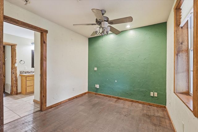 433 Hobson Bend Road, Weatherford, TX 76088