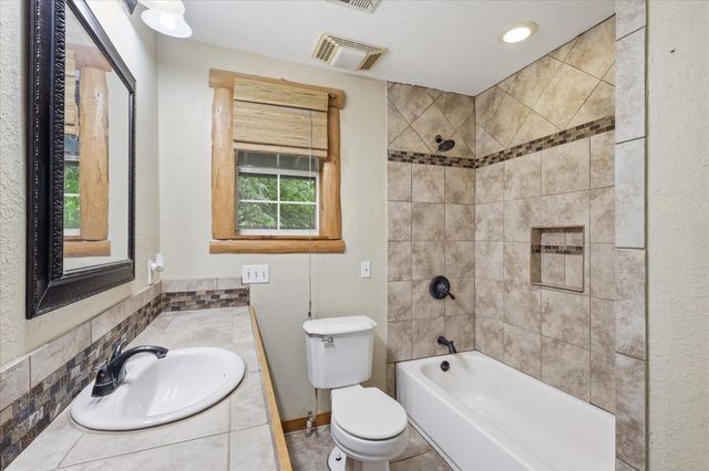 433 Hobson Bend Road, Weatherford, TX 76088