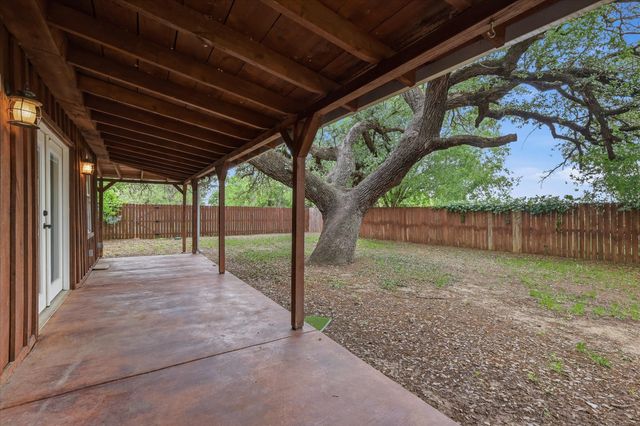 433 Hobson Bend Road, Weatherford, TX 76088