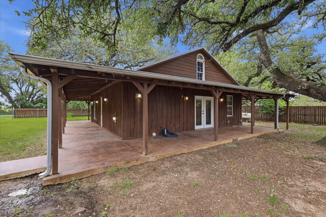 433 Hobson Bend Road, Weatherford, TX 76088