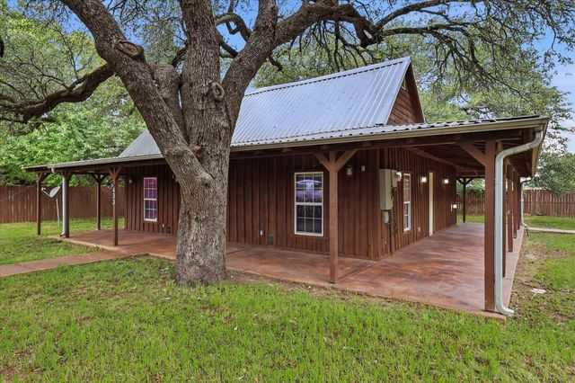 433 Hobson Bend Road, Weatherford, TX 76088