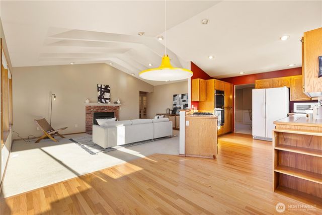 13407 47th Place W, Mukilteo, WA 98275