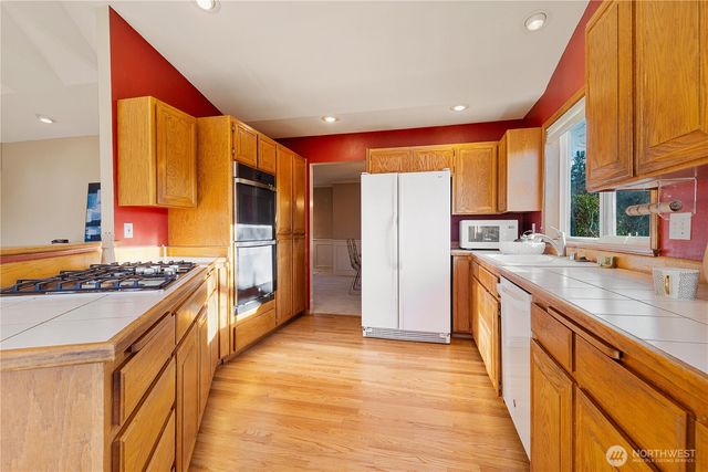 13407 47th Place W, Mukilteo, WA 98275