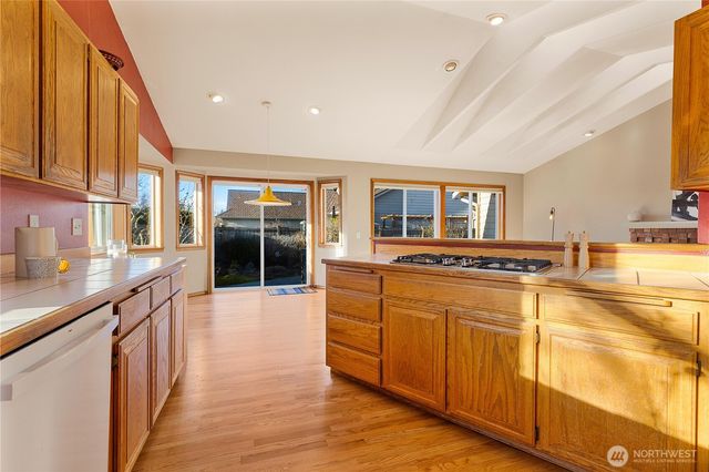 13407 47th Place W, Mukilteo, WA 98275