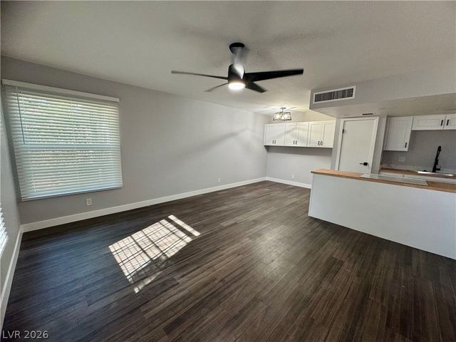 1441 Dorothy Avenue 3, Las Vegas, NV 89119