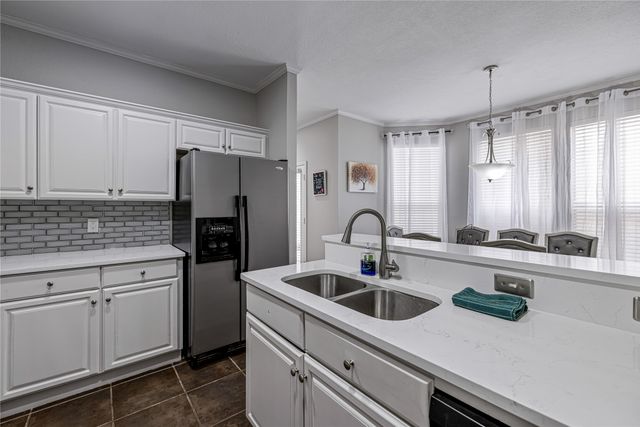6011 Barrington Court, Dallas, TX 75252
