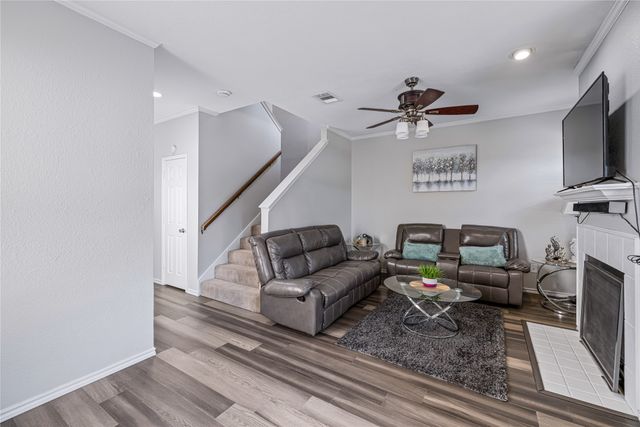 6011 Barrington Court, Dallas, TX 75252