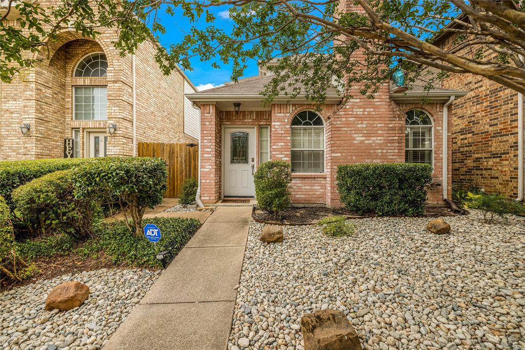 6011 Barrington Court, Dallas, TX 75252